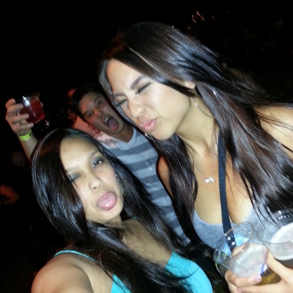 Meet your Posher, Ally - Picture 7 of 7